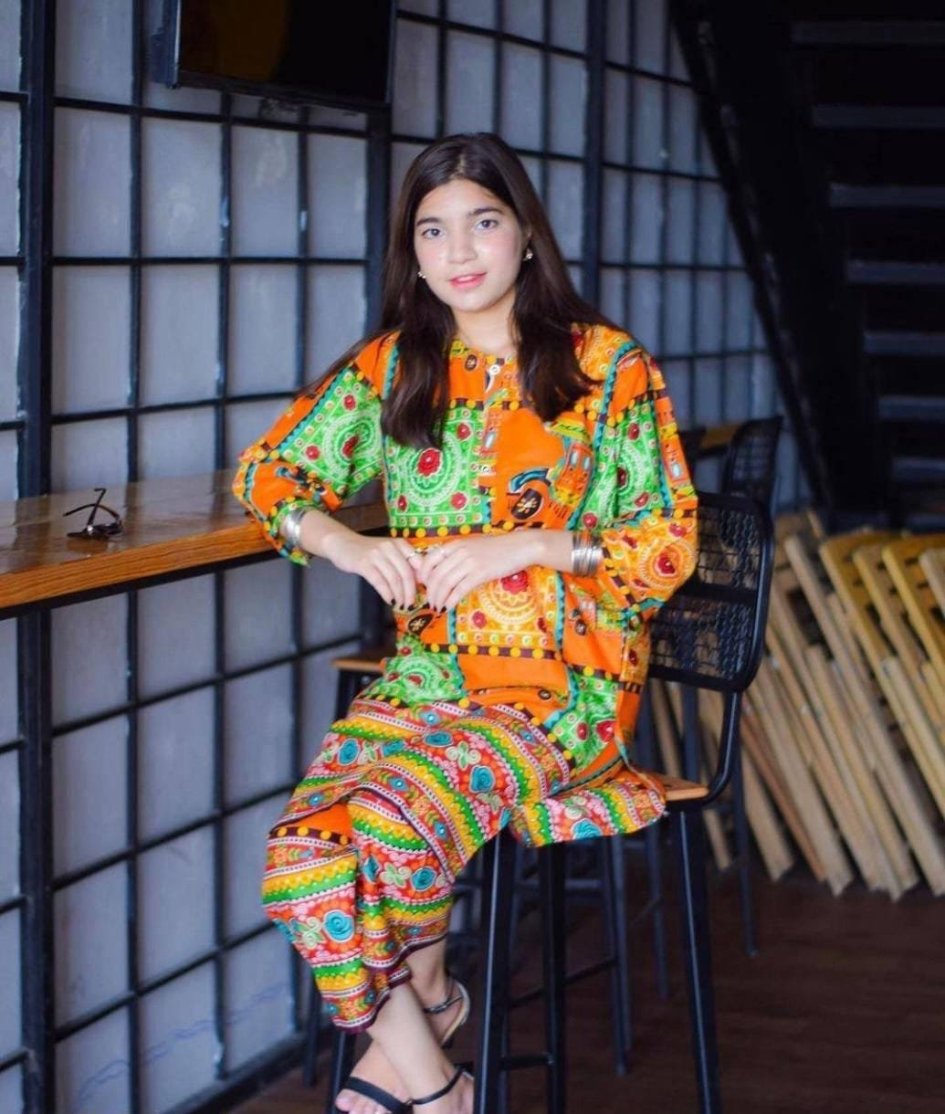 2Pcs Girls Stitched Linen Printed Suit