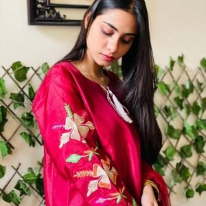 3 Pcs Girls Silk Lawn Suit | Elegant Silk Fabric | Medium & Large Sizes | Includes Net Dupatta